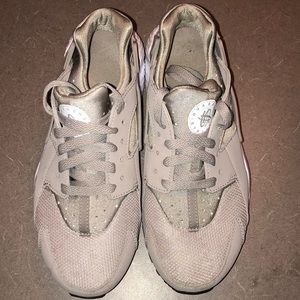 Nike Huarache Sneakers